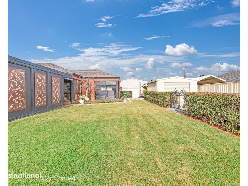 12 Deakin Grove, Tongala VIC 3621