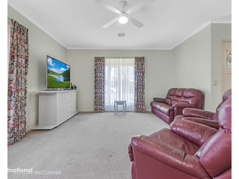 2/63-65 Lake Road, Kyabram VIC 3620