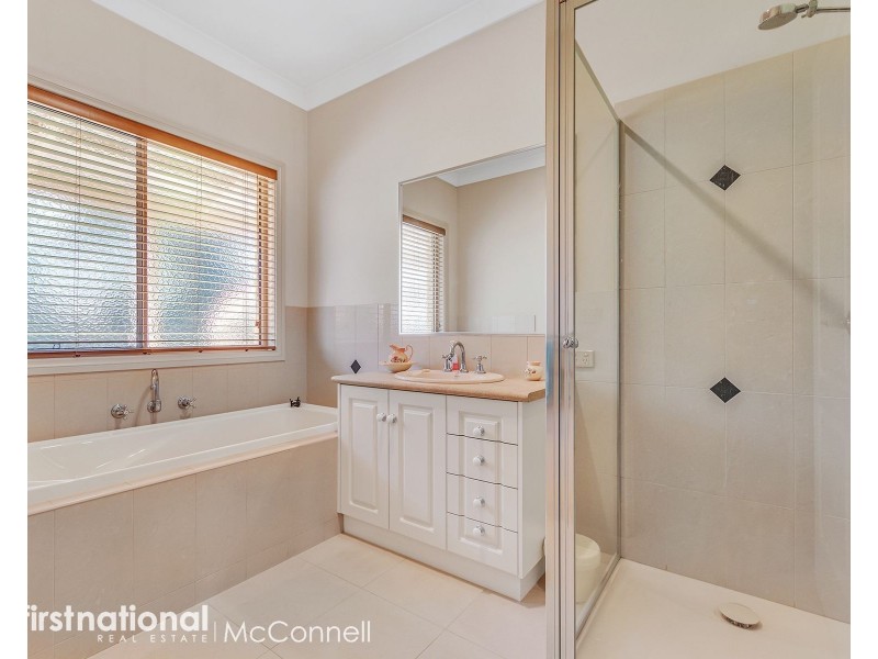 5 Gardadale Drive, Kyabram VIC 3620