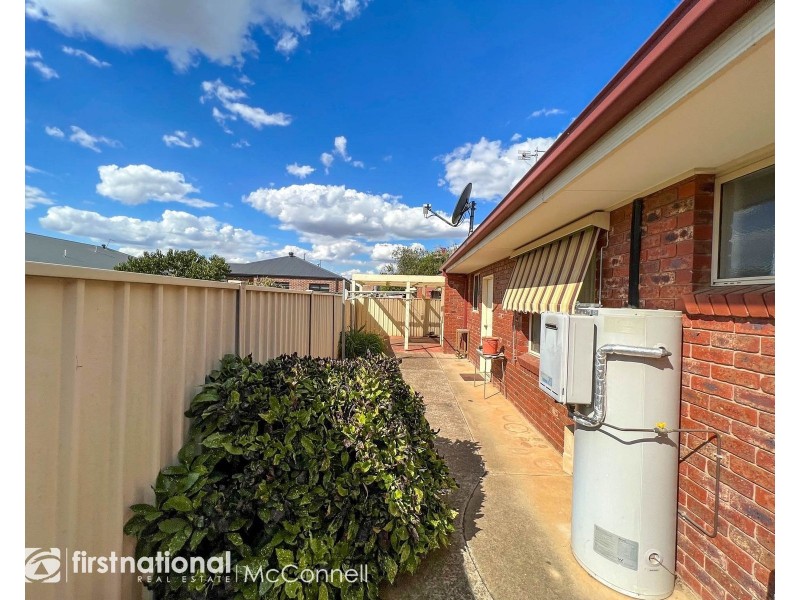 8/63 Lake Road, Kyabram VIC 3620