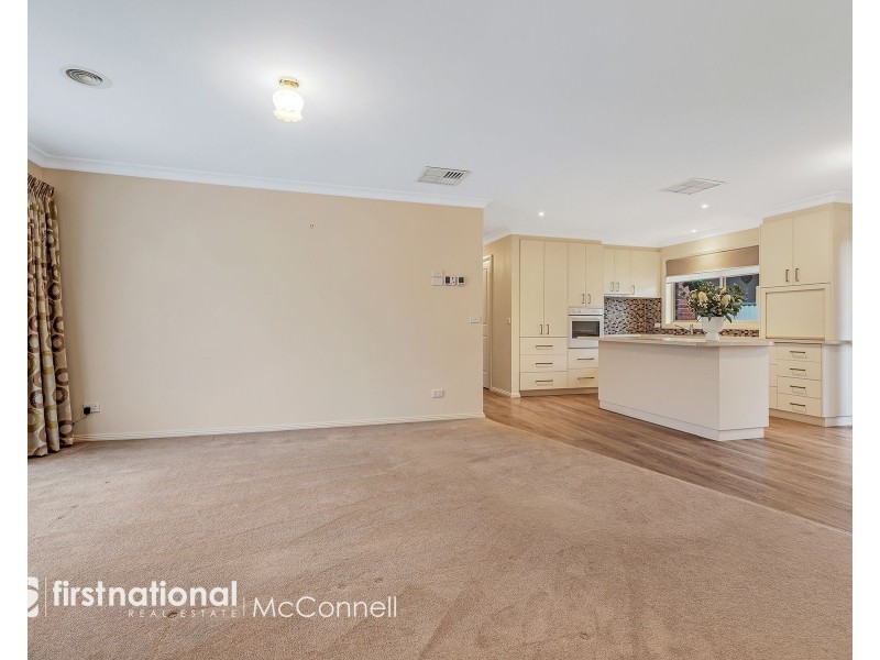 2/8 Unwin Street, Kyabram VIC 3620