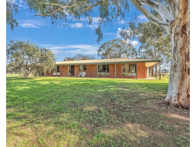 515 Echuca Road, Ardmona VIC 3629
