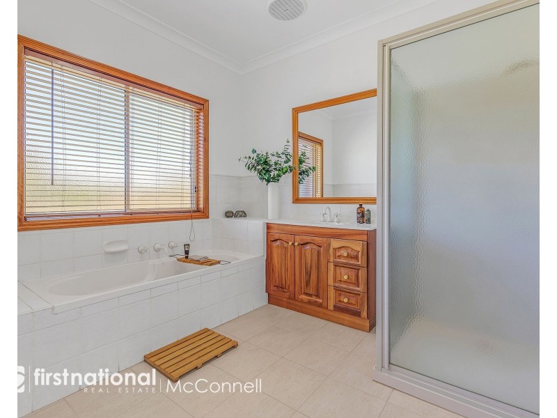 84 Howards Lane, Kyabram VIC 3620