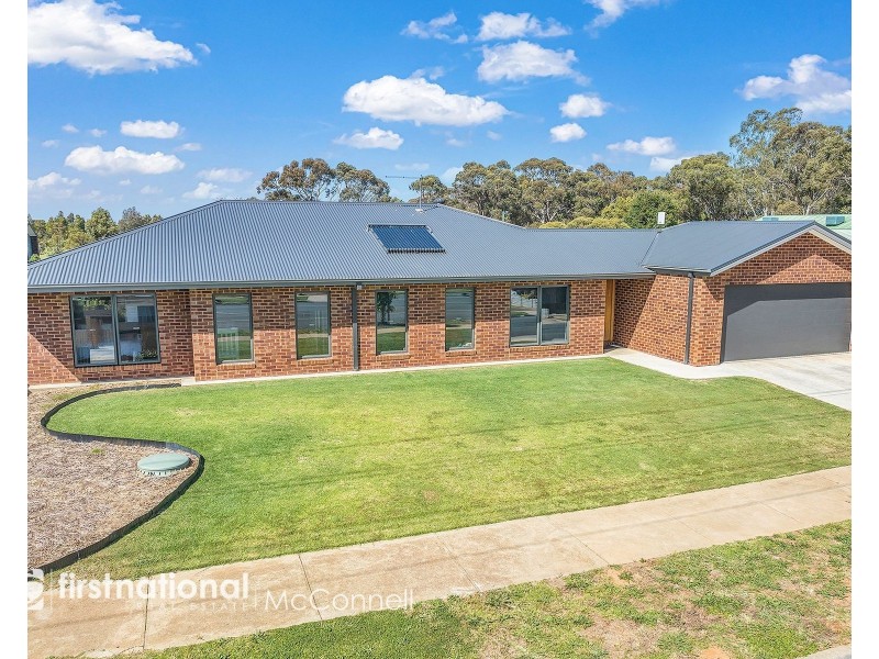 1/8 Fenaughty Street, Kyabram VIC 3620