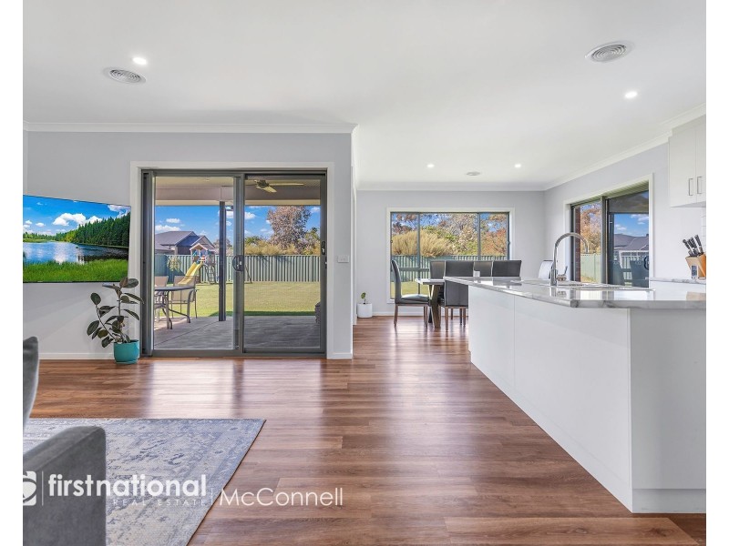 1/8 Fenaughty Street, Kyabram VIC 3620