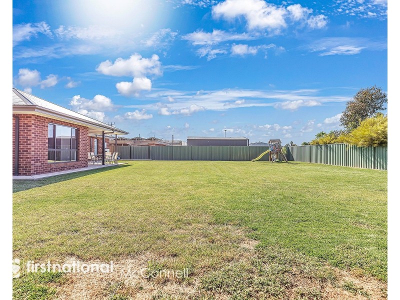 1/8 Fenaughty Street, Kyabram VIC 3620