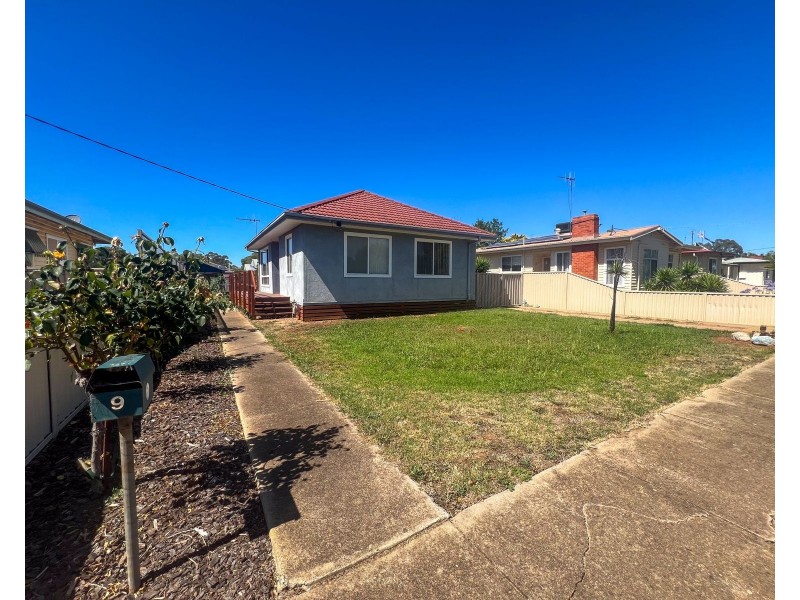 9 Palmer Crescent, Merrigum VIC 3618