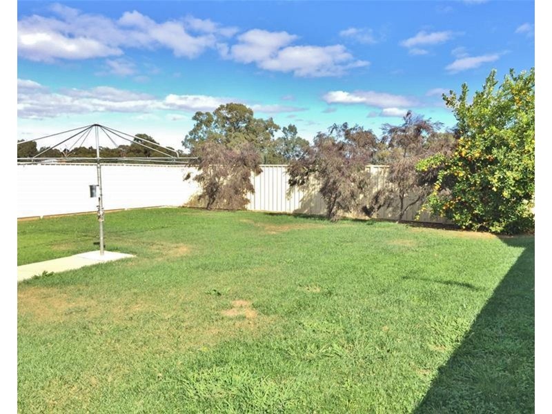 64 Goegan Drive, Kyabram VIC 3620