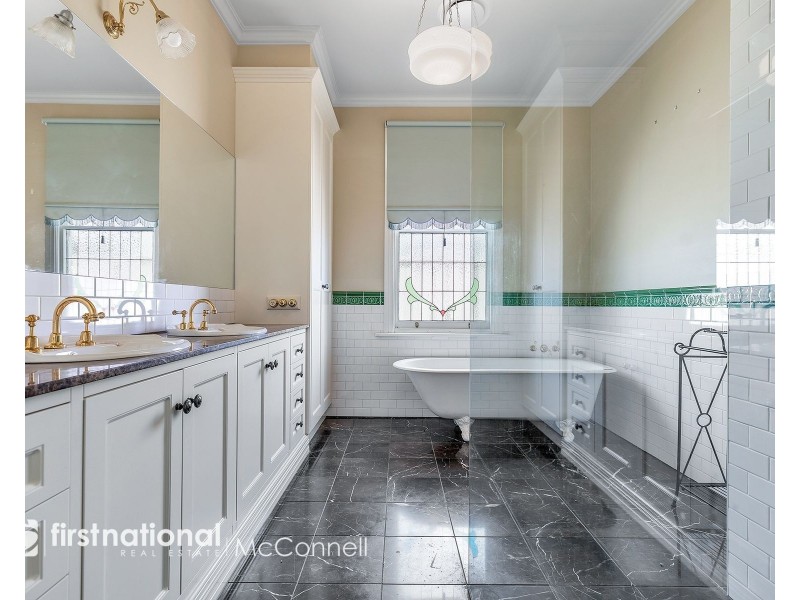 13 Bradley Street, Kyabram VIC 3620