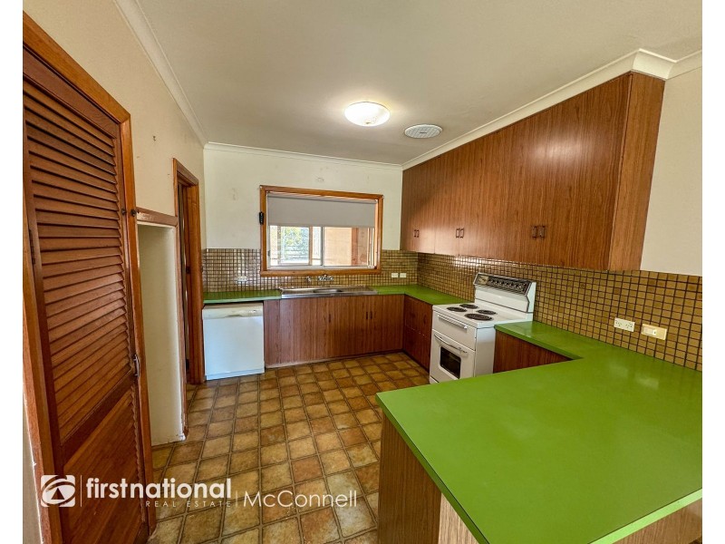18 Lloyd Street, Kyabram VIC 3620