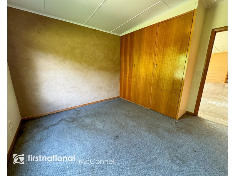 18 Lloyd Street, Kyabram VIC 3620