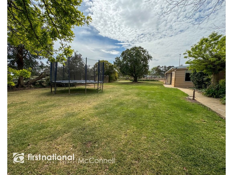 18 Lloyd Street, Kyabram VIC 3620