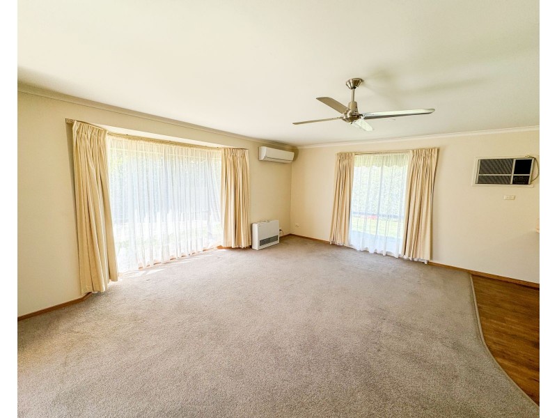 2/152 Fenaughty Street, Kyabram VIC 3620