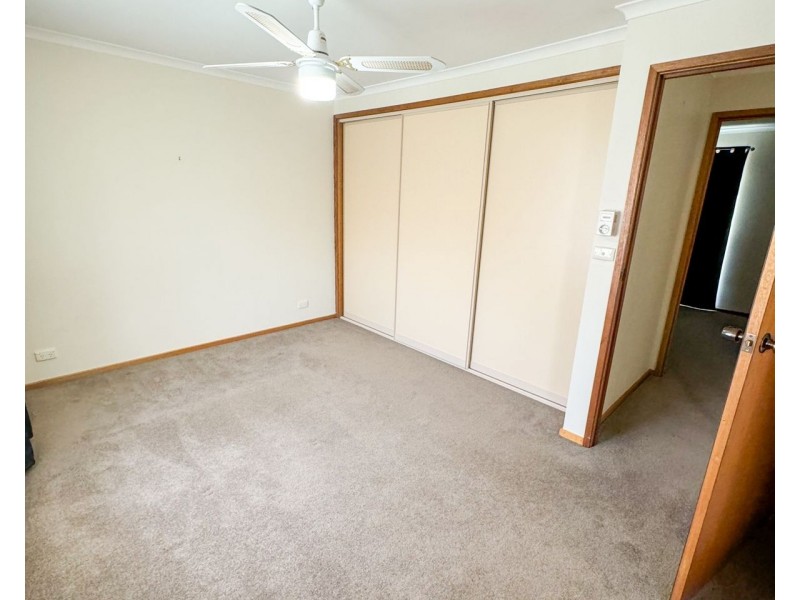 2/152 Fenaughty Street, Kyabram VIC 3620