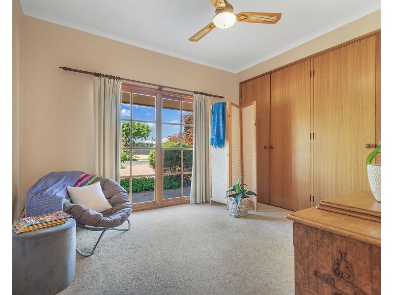 24 Outram Avenue, Kyabram VIC 3620