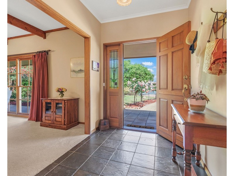 24 Outram Avenue, Kyabram VIC 3620