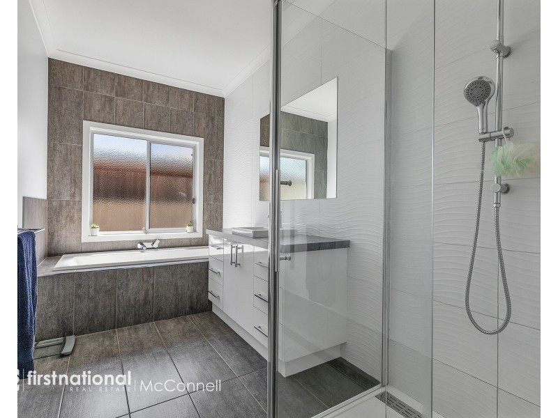 108 Fenaughty Street, Kyabram VIC 3620