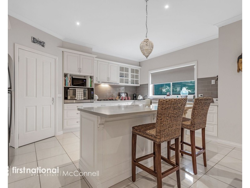 14 Gardadale Drive, Kyabram VIC 3620