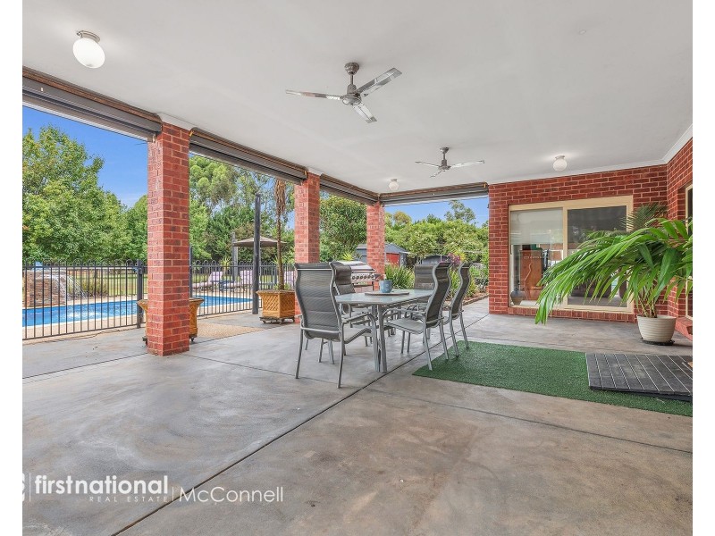 14 Gardadale Drive, Kyabram VIC 3620