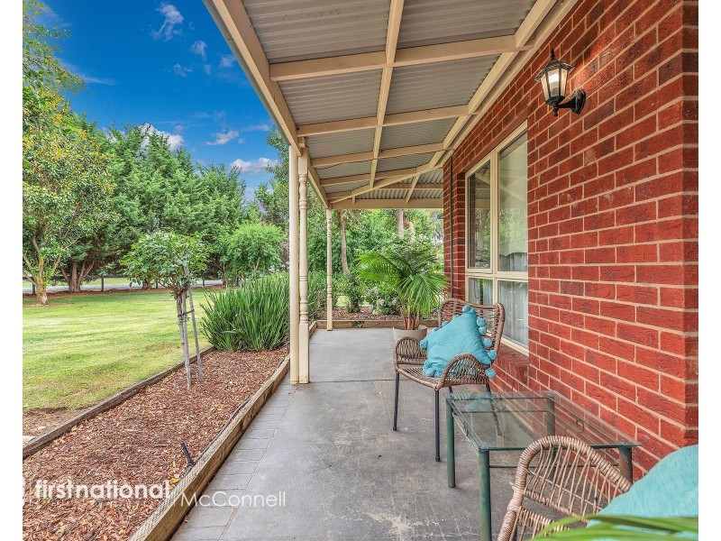14 Gardadale Drive, Kyabram VIC 3620