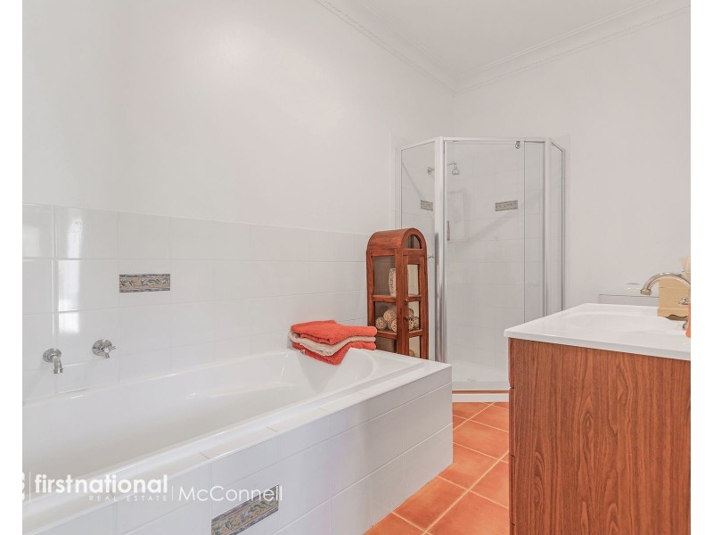 12 Jacaranda Avenue, Kyabram VIC 3620