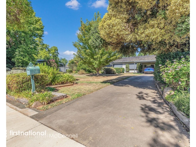 12 Jacaranda Avenue, Kyabram VIC 3620