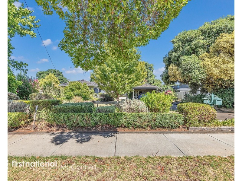 12 Jacaranda Avenue, Kyabram VIC 3620