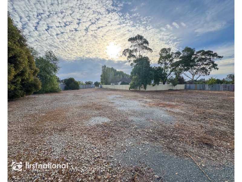 2 Cox Avenue, Tongala VIC 3621