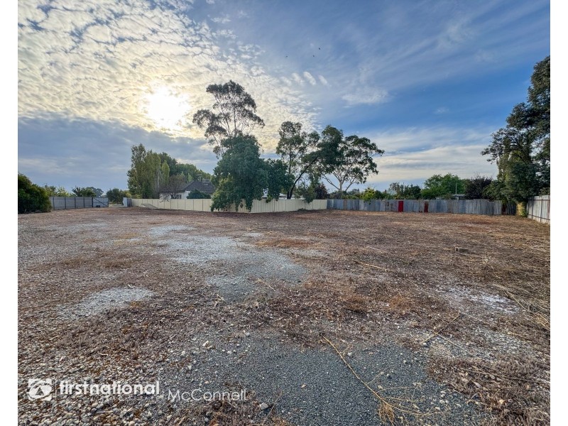 2 Cox Avenue, Tongala VIC 3621