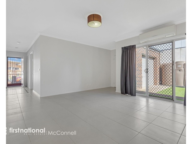 1/239 Fenaughty Street, Kyabram VIC 3620