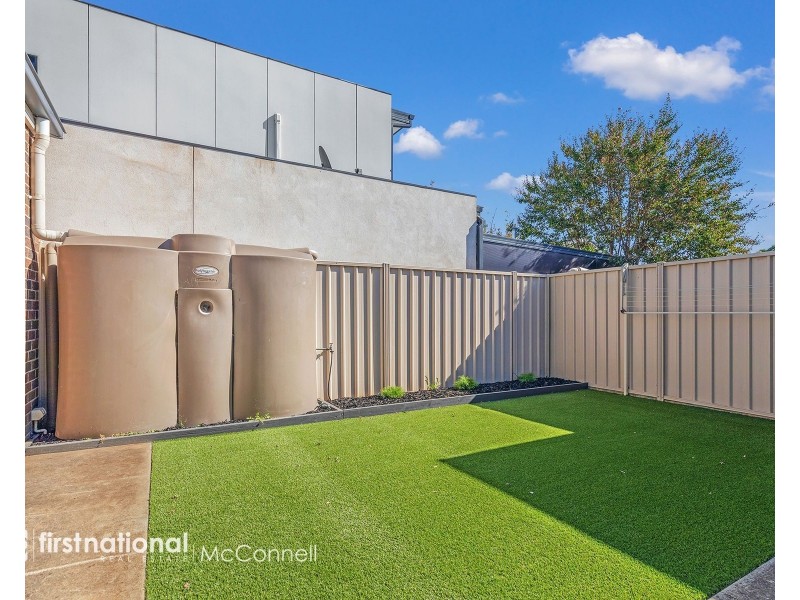 1/239 Fenaughty Street, Kyabram VIC 3620