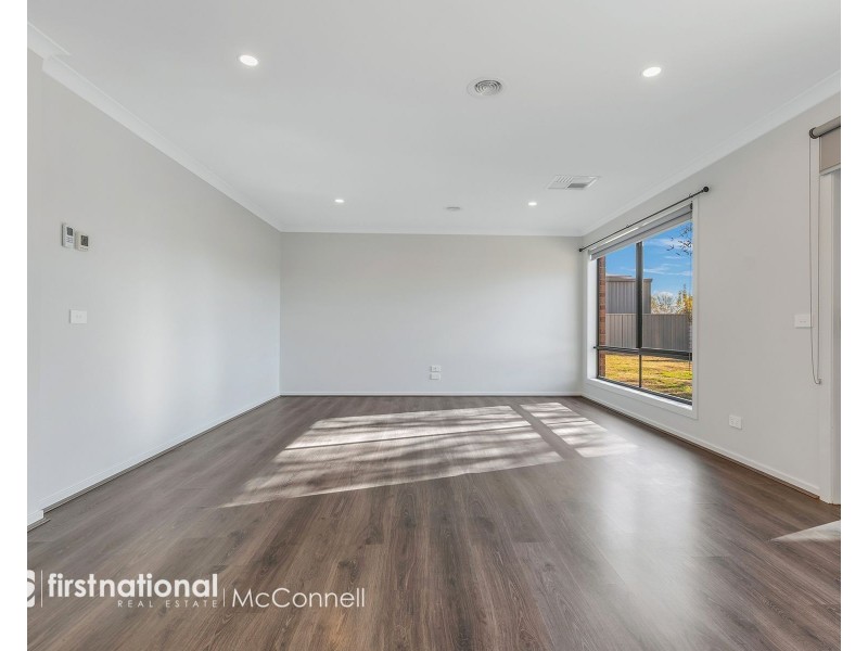 14 Possum Place, Kyabram VIC 3620