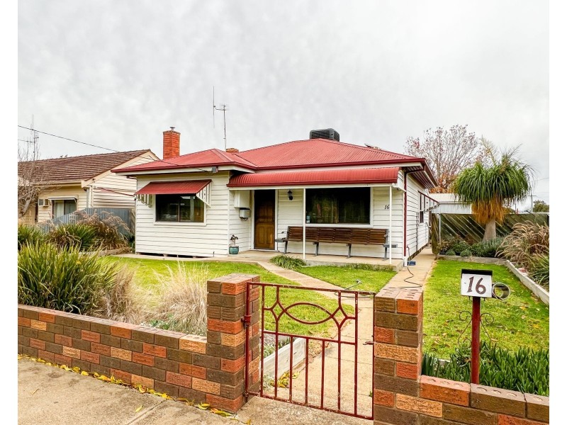 16 Lake Road, Kyabram VIC 3620