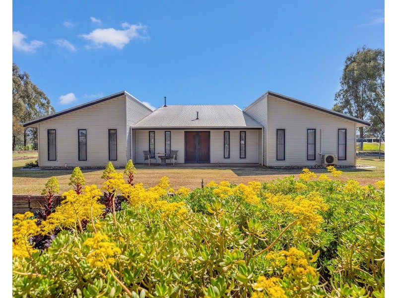 27 Colbert Street, Wyuna VIC 3620