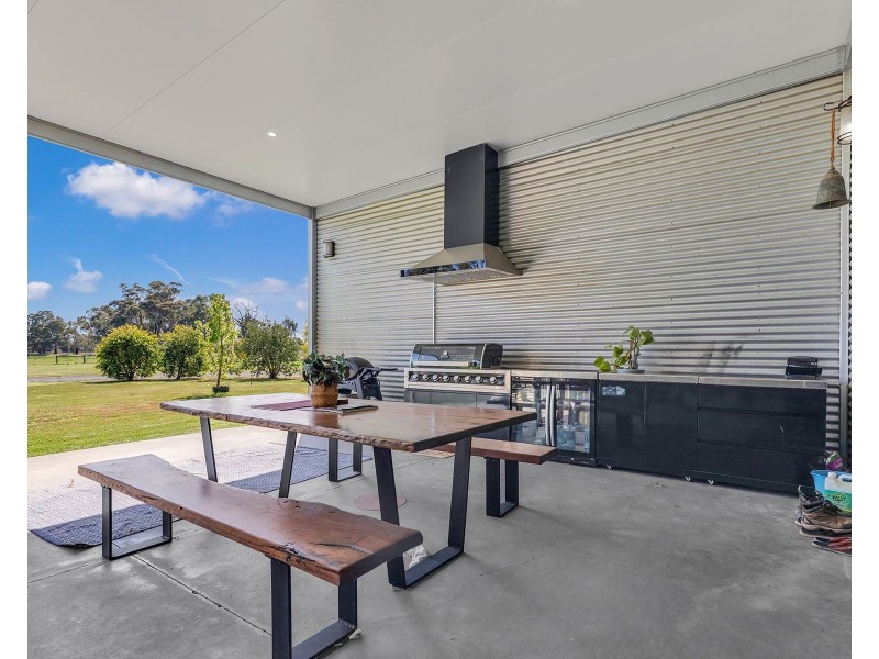 27 Colbert Street, Wyuna VIC 3620