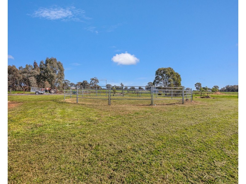 27 Colbert Street, Wyuna VIC 3620