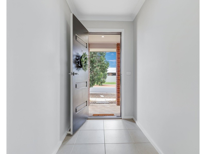 1 Wallaby Court, Kyabram VIC 3620