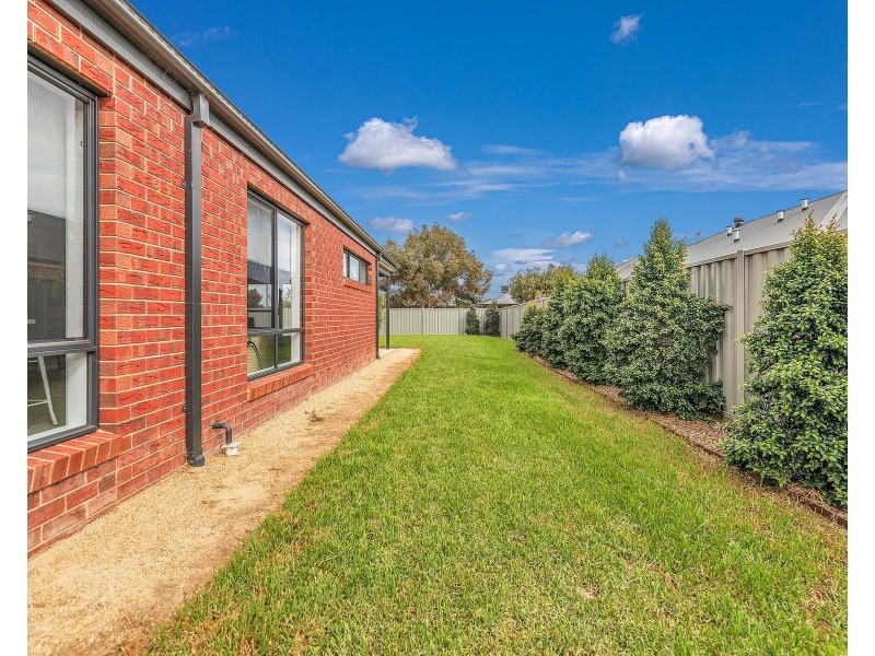 1 Wallaby Court, Kyabram VIC 3620