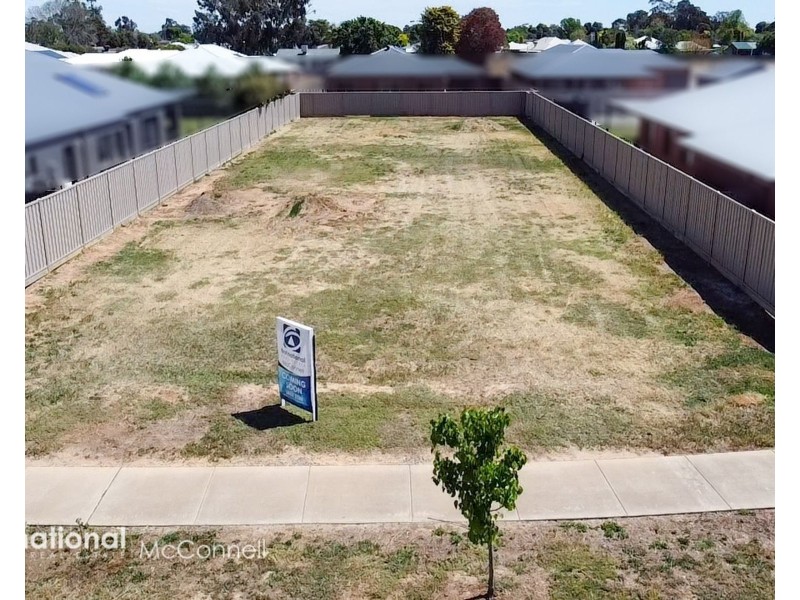 11 Alan Charlton Drive, Tongala VIC 3621