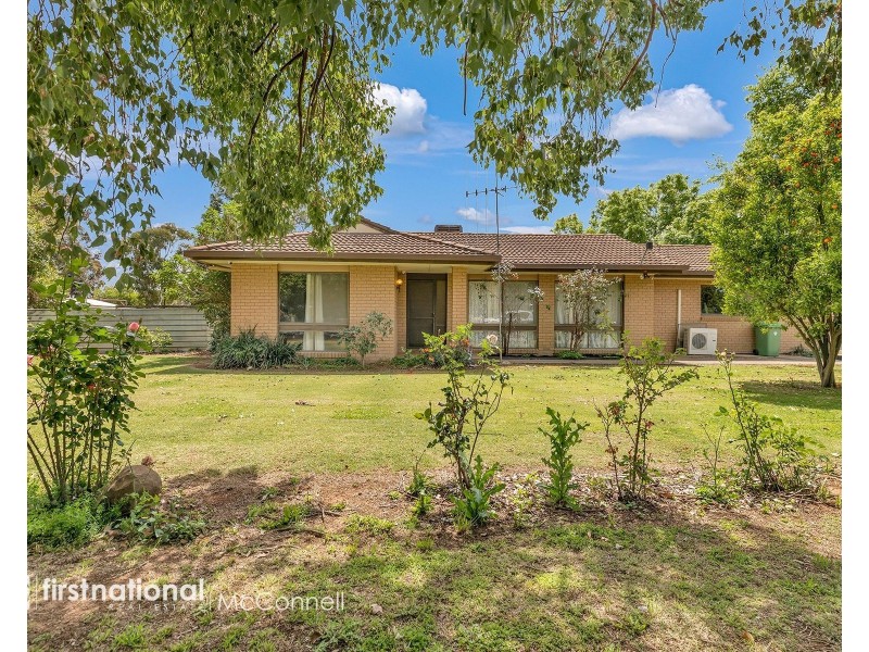 14 Finlay Road, Tongala VIC 3621
