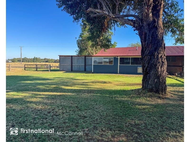 36 McLeod Road, Tongala VIC 3621