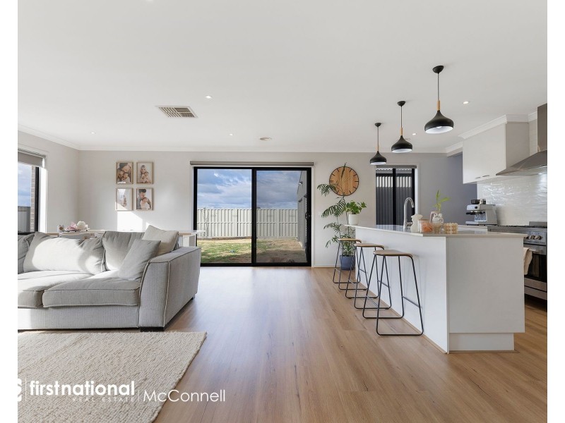24 Kangaroo Way, Kyabram VIC 3620