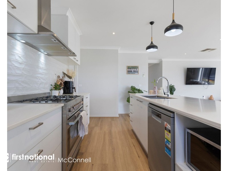 24 Kangaroo Way, Kyabram VIC 3620