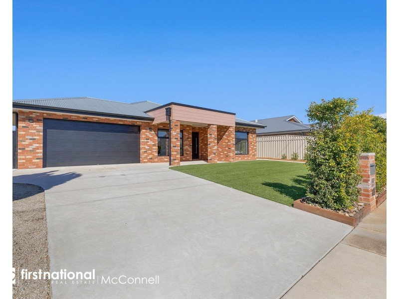 18 Fenaughty Street, Kyabram VIC 3620