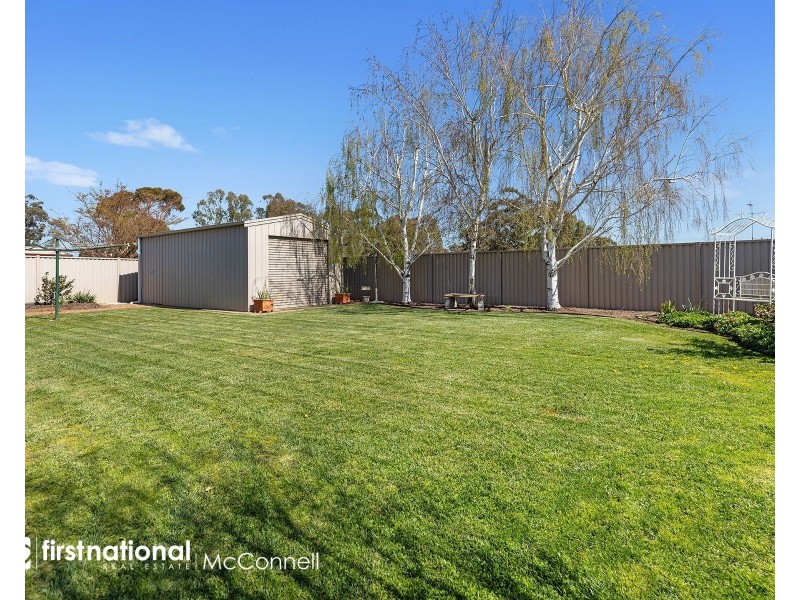 12 Henley Close, Kyabram VIC 3620