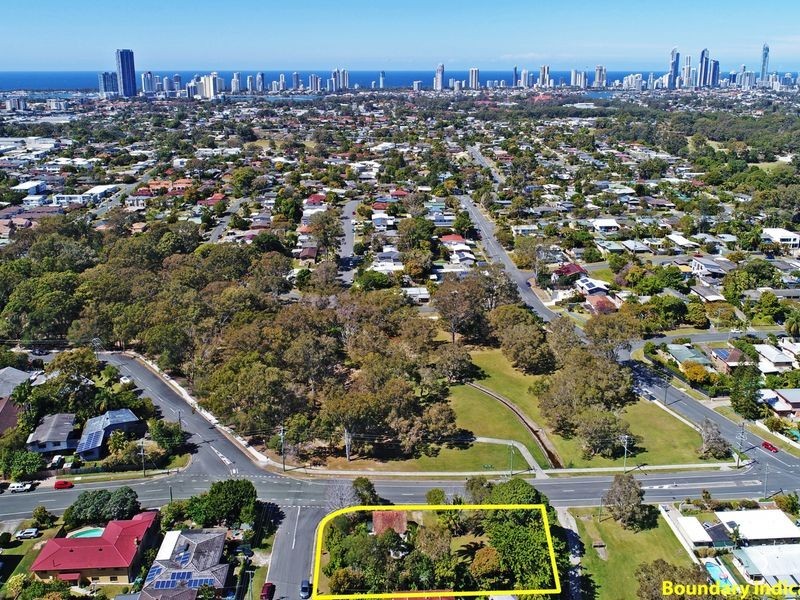 25 Dandar Drive, Southport QLD 4215