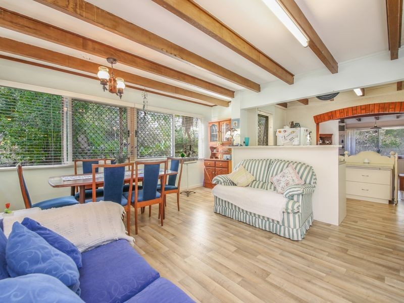 25 Dandar Drive, Southport QLD 4215