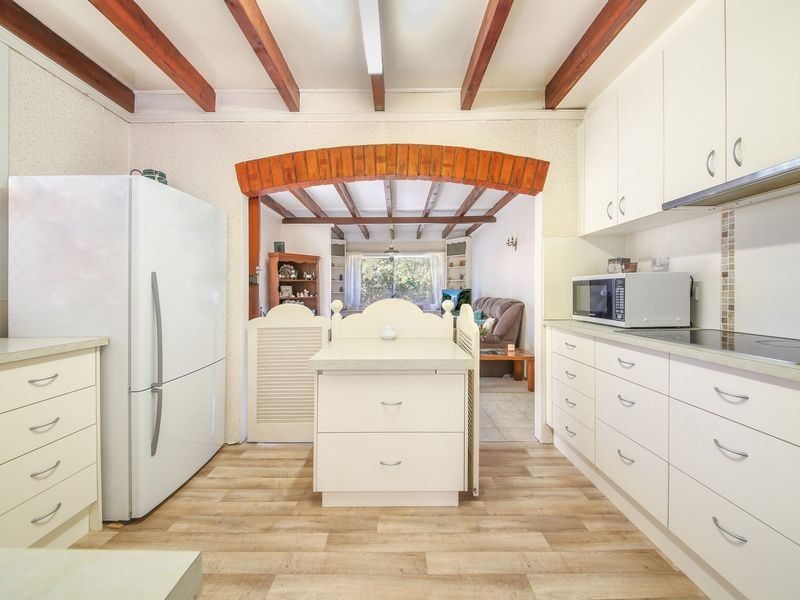 25 Dandar Drive, Southport QLD 4215