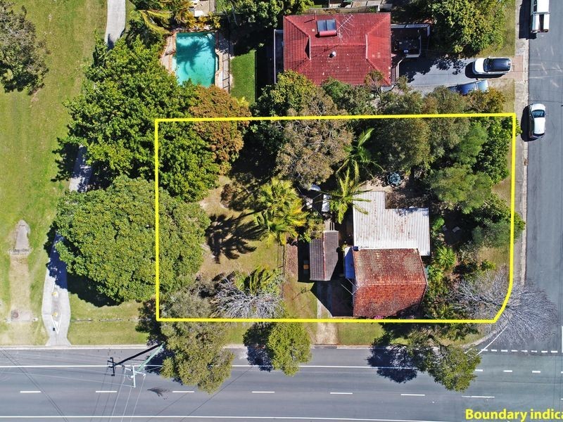 25 Dandar Drive, Southport QLD 4215