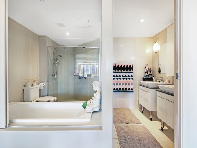 16 ‘Alexis’ 19 Mermaid Avenue, Mermaid Beach QLD 4218